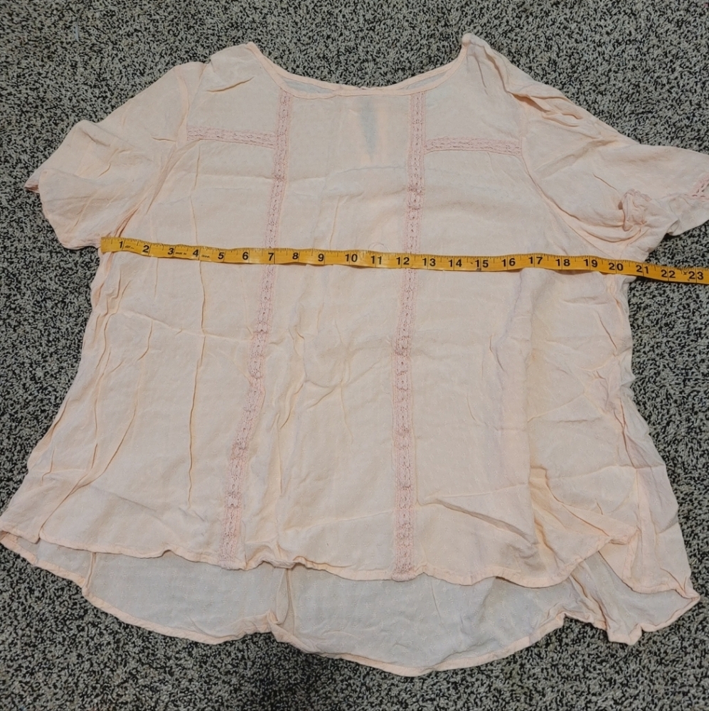 Peach blouse NWOT - Picture 4 of 5